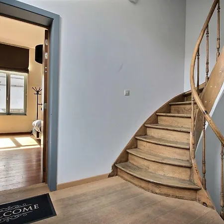 Flats Apartment *
